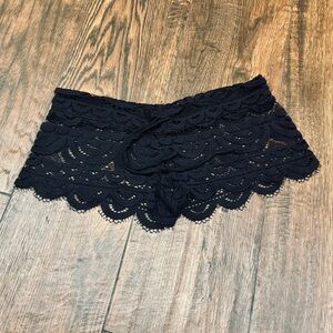 PQ SWIM PILY Q Lexi Diva Black Lace Shorts Swim Coverup XS/SM